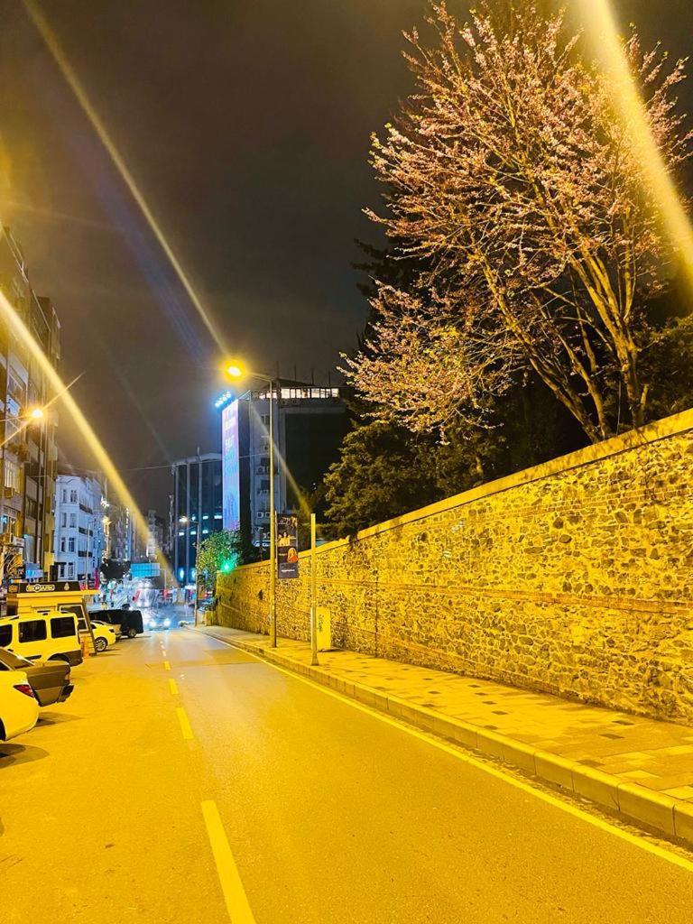Aymira Suite Hotel Istanbul Bagian luar foto