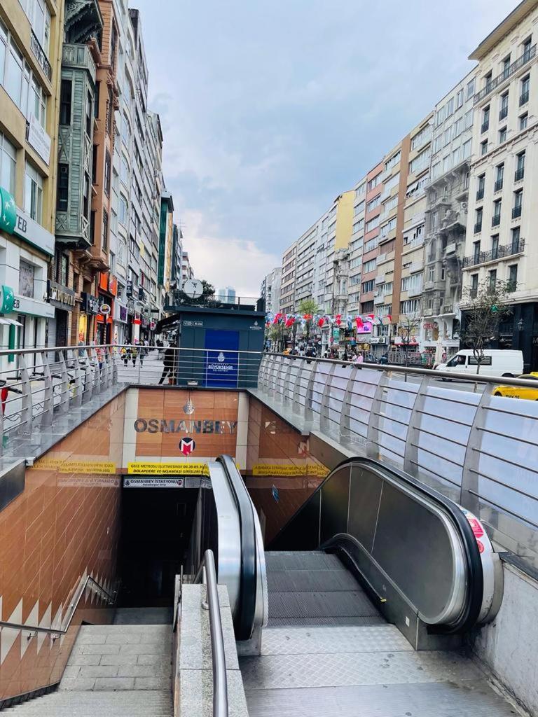 Aymira Suite Hotel Istanbul Bagian luar foto