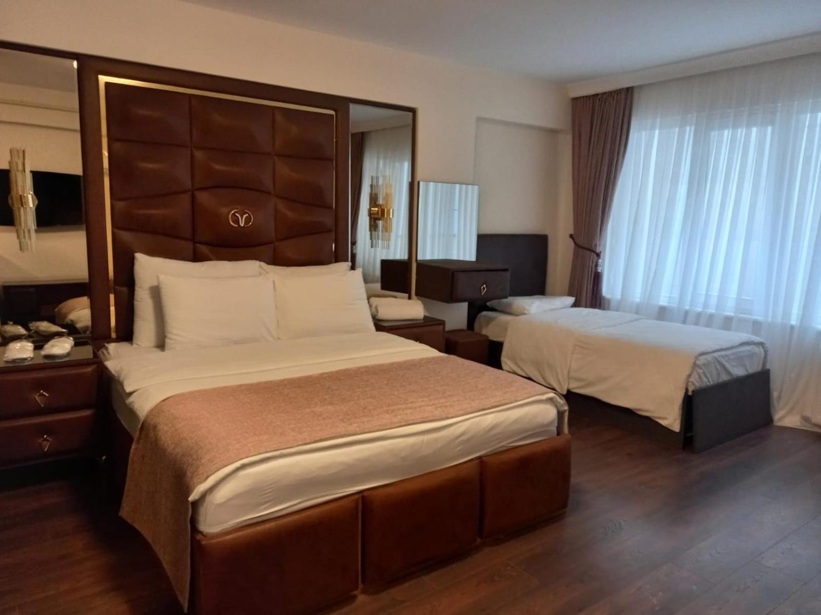 Aymira Suite Hotel Istanbul Bagian luar foto