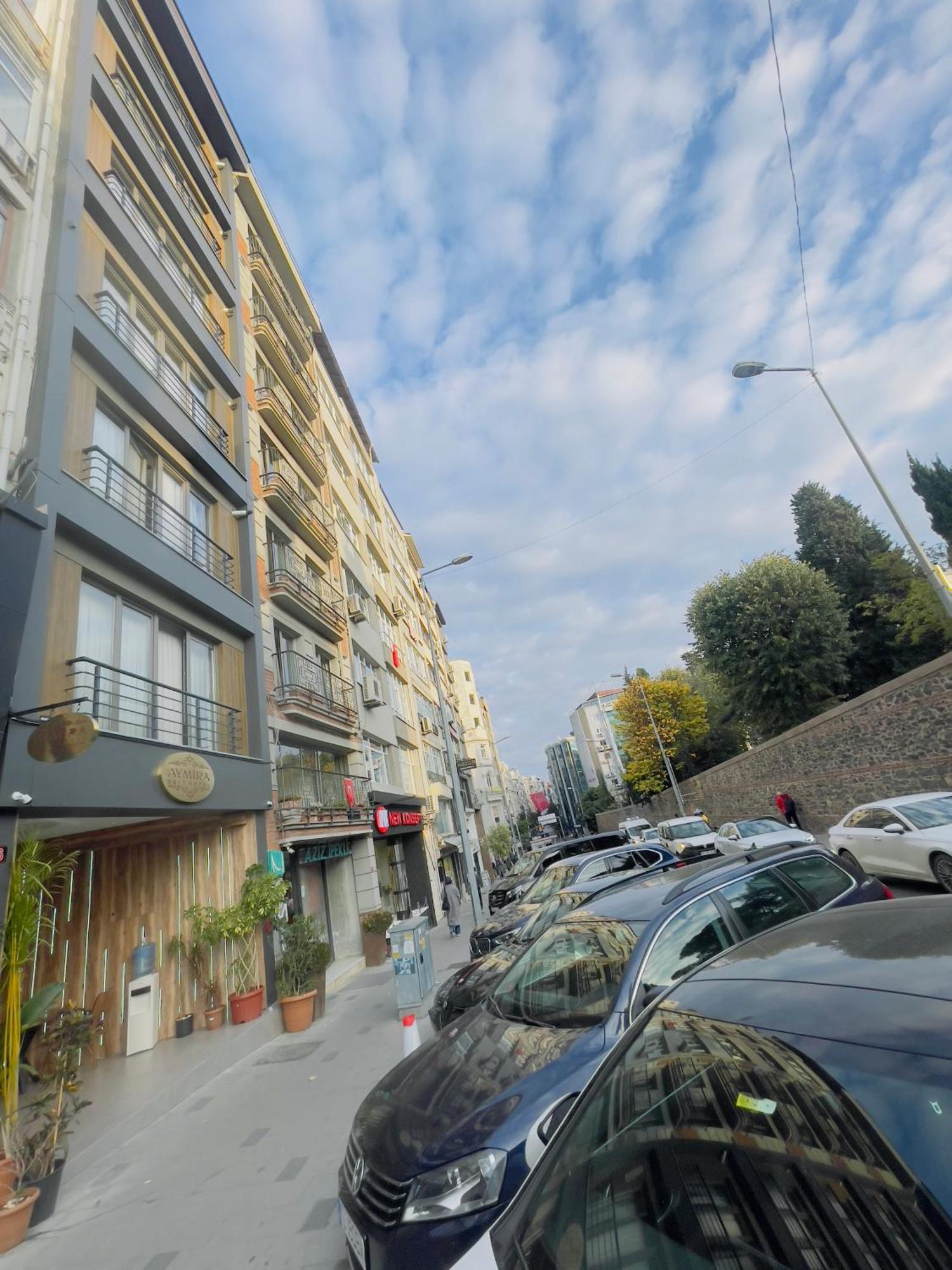 Aymira Suite Hotel Istanbul Bagian luar foto